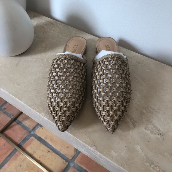 schutz marli point toe mules